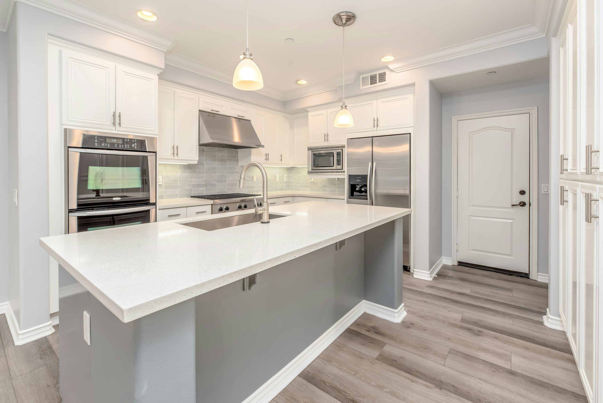 Contemporary kitchen renovation in Chicago with upgraded layout